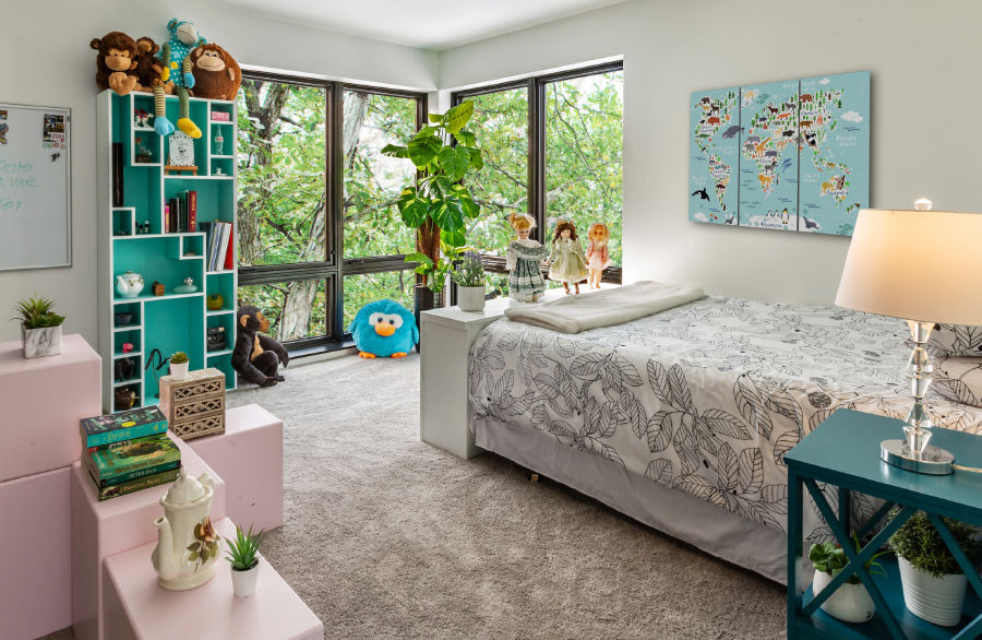 Exquisitely Efficient bedroom2.jpg